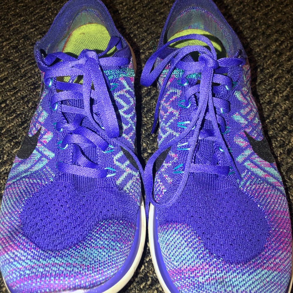 Nike free 4.0 flyknit shoes